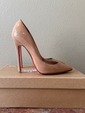 Christian Louboutin Nude Pigalle 37